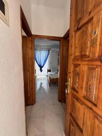 νostalgια * Kokkino Nero